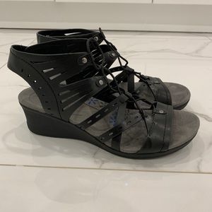 BareTraps Tipton Black Gladiator Sandal